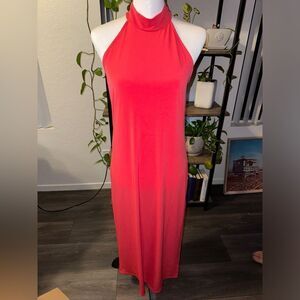 Brand new gorgeous Venus dress in a beautiful pink size medium